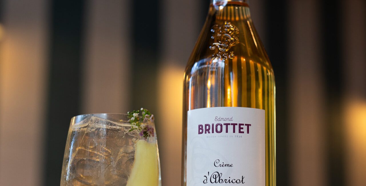 Lemongrass apricot Spritz Mildred