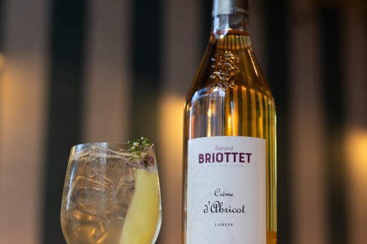 Lemongrass apricot Spritz Mildred