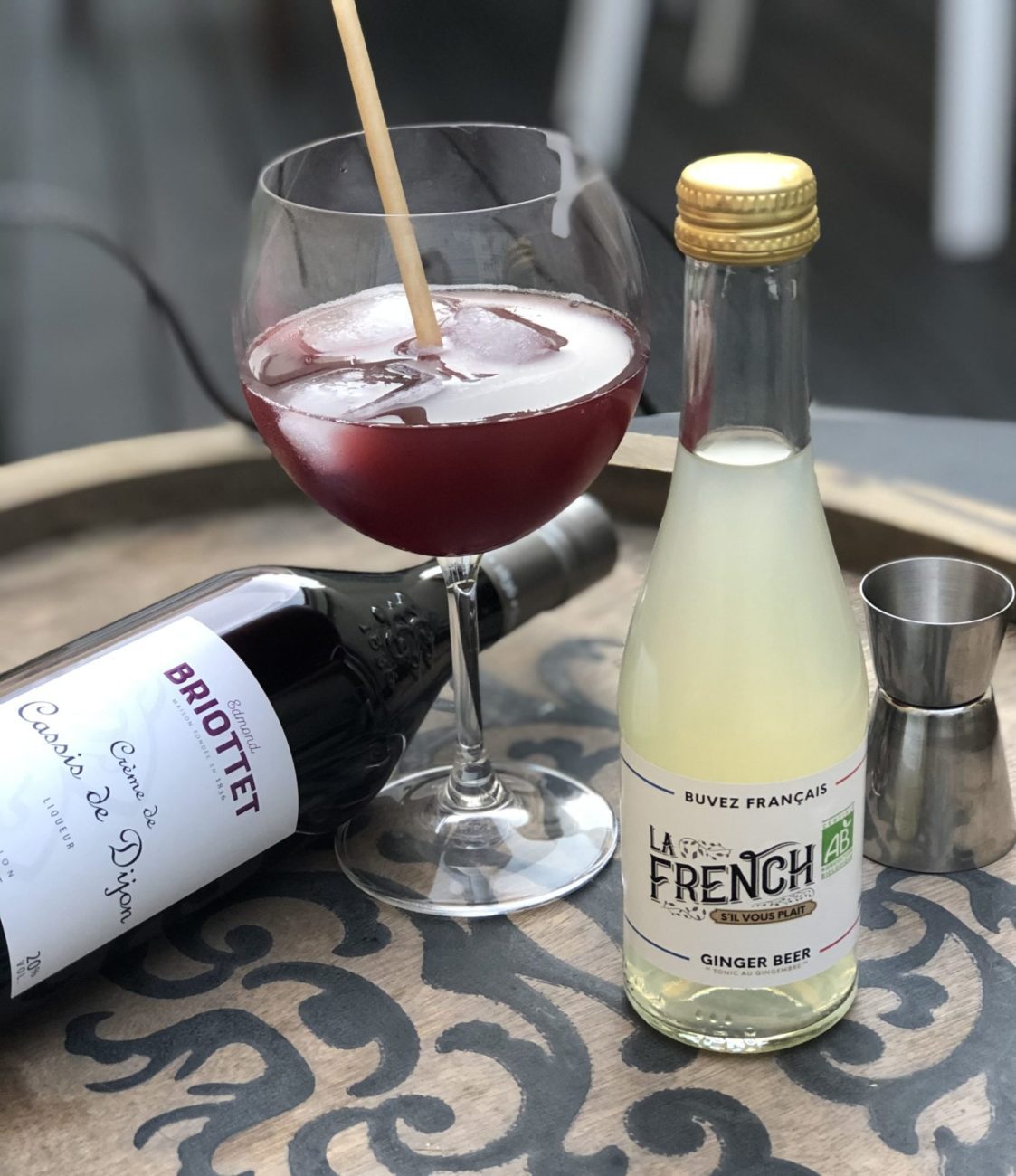 Cocktail French Cass Crème de Cassis Briottet et Ginger Beer La French s'il vous plait