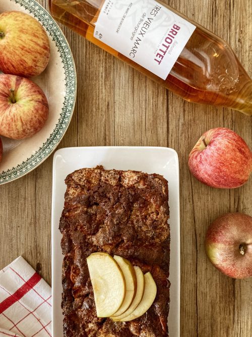 Gateau aux pommes et Marc de Bourgogne Briottet