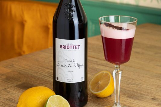 briottet-cocktail-briottet-sour-cassis