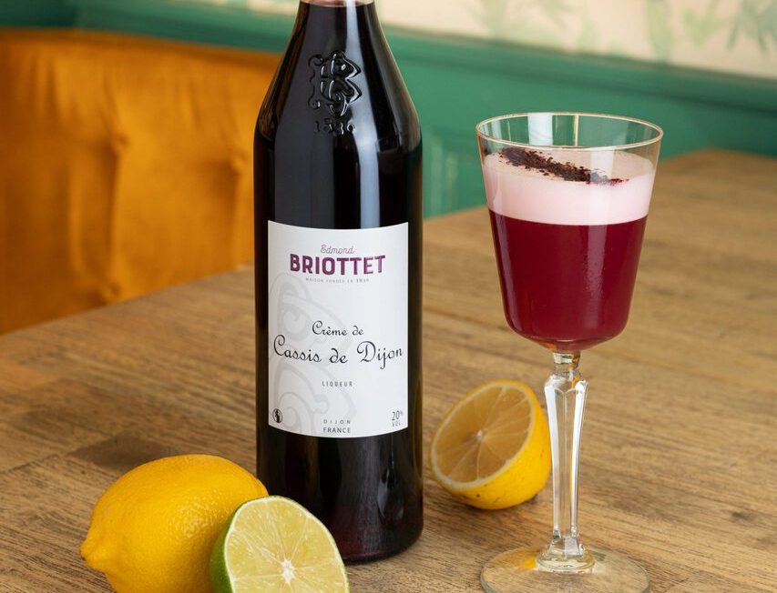 briottet-cocktail-briottet-sour-cassis