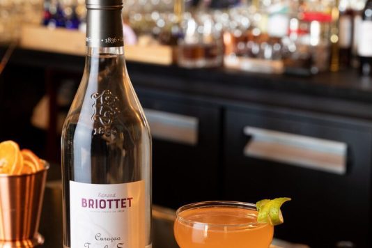 briottet-cocktail-peggu-club-curacao-triple-sec