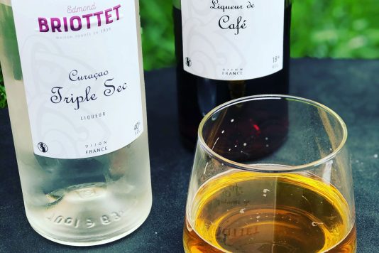 Cocktail Briottet avec Curaçao Triple Sec et Liqueur de Café